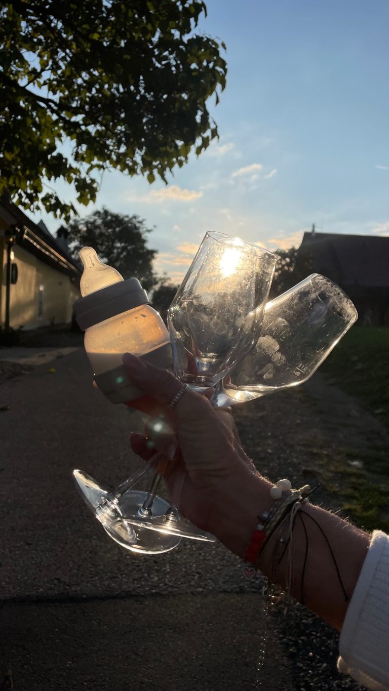 Sunset toast at the vineyard on Instagram @paceyshunter